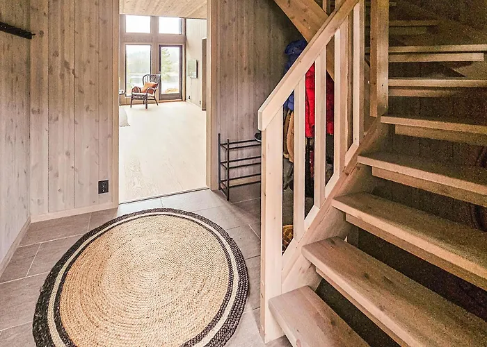 Stunning In Vinje With Wifi Feriehus